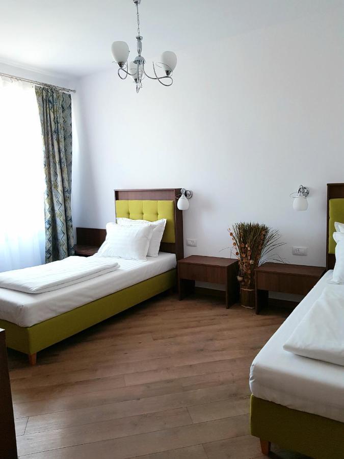 Helios Hotel Sulina Kültér fotó